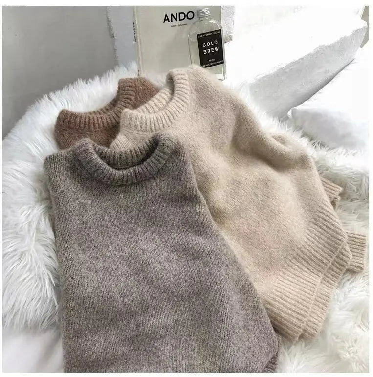 Courtney Round Neck Solid Color Wool Sweater Siren