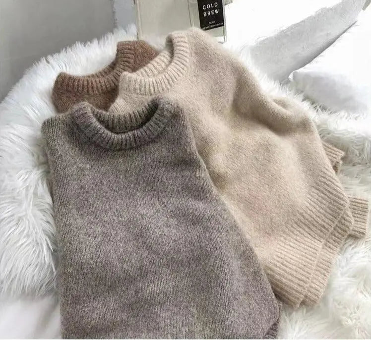 Courtney Round Neck Solid Color Wool Sweater Siren